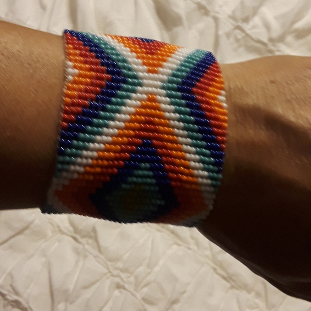 CHEVRON BRACELET - Picture 3 of 6